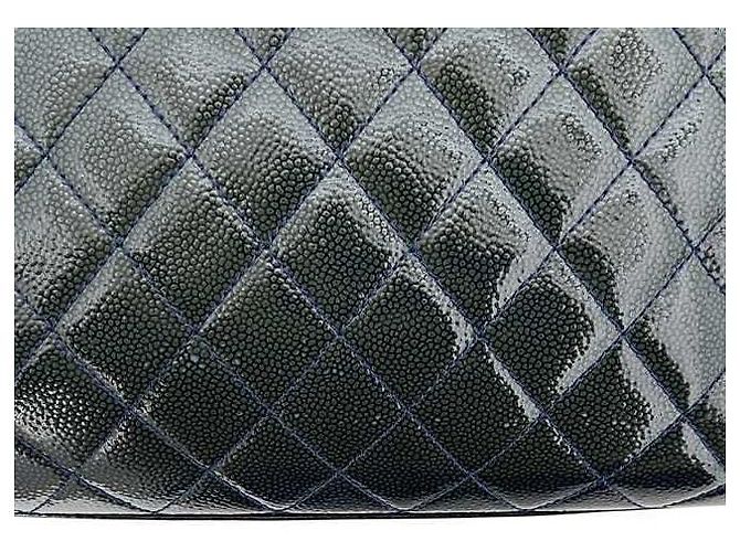Chanel Tasche aus grünem Lackleder - Ansicht 10