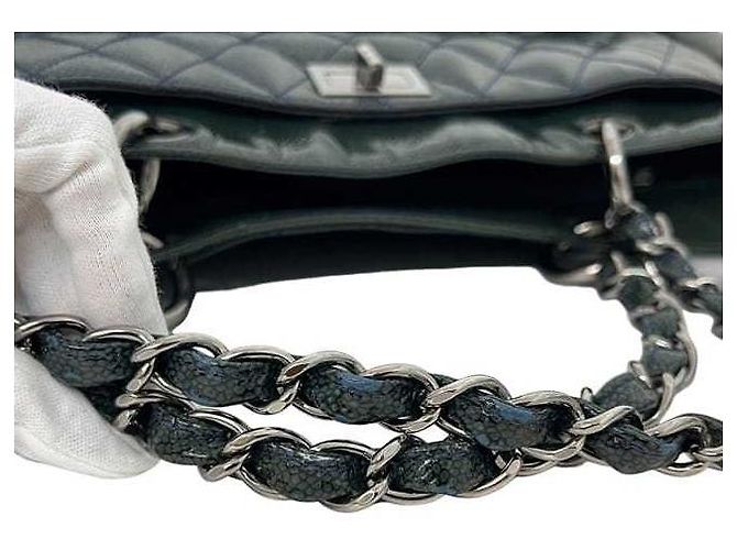 Chanel Tasche aus grünem Lackleder - Ansicht 11