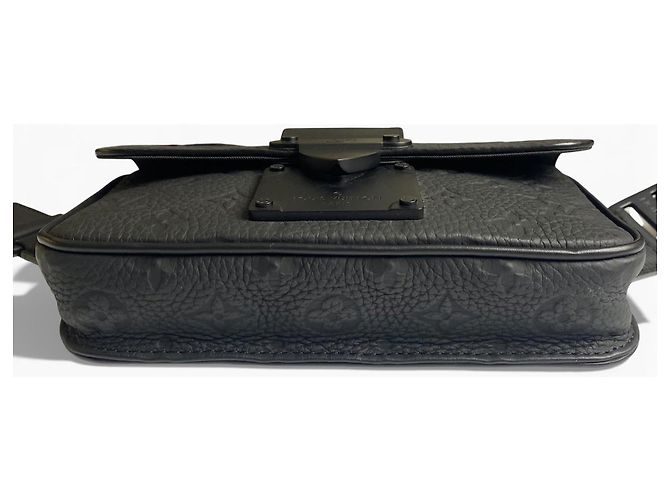 Borsa a tracolla S Lock in taurillon monogramma nero opaco Louis Vuitton - vista 8