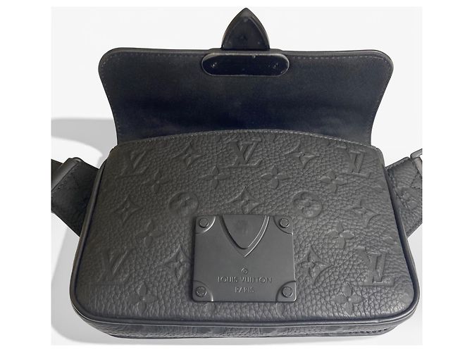 Borsa a tracolla S Lock in taurillon monogramma nero opaco Louis Vuitton - vista 9
