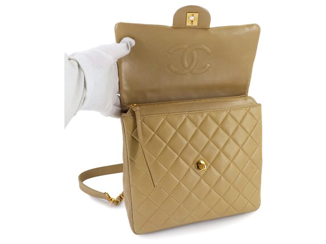 Timeless Chanel Matelassé Ketten-Rucksack Beige - Ansicht 6