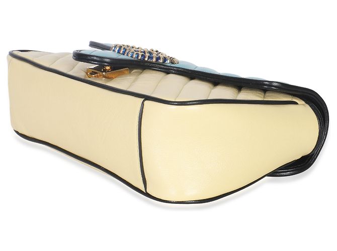 Borsa GG Marmont piccola in pelle di vitello matelassé blu e gialla con torchon diagonale di Gucci - vista 6