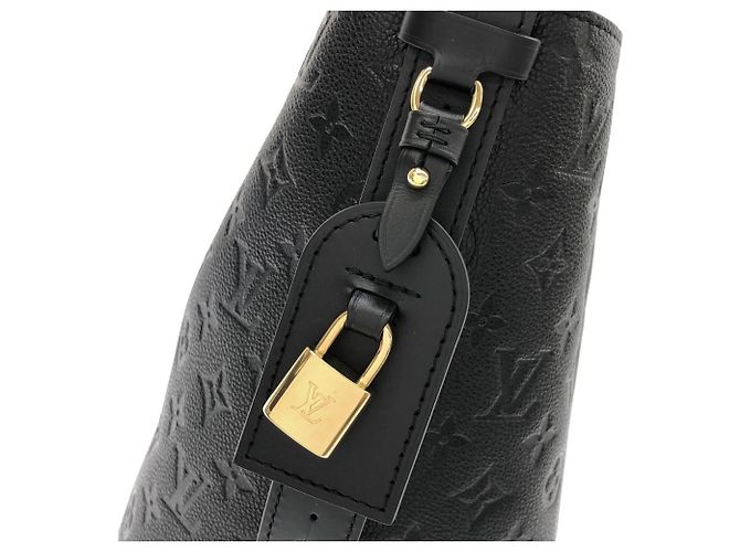 Bolso de Hombro Louis Vuitton Monogram Empreinte All-in GM Negro - vista 4