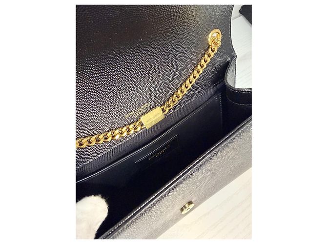 Christian Dior Borsa Kate Chain in Pelle Grain De Poudre Nero Oro D'oro - vista 2