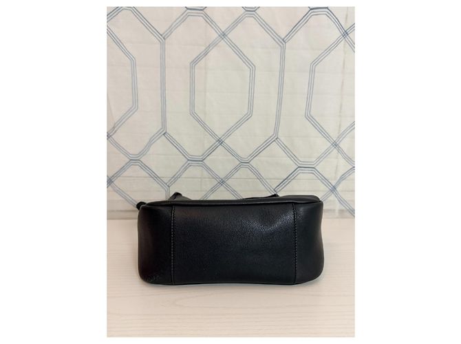 Yves Saint Laurent Le 5 à 7 Soft Bolso Pequeño Negro de Ante - vista 10