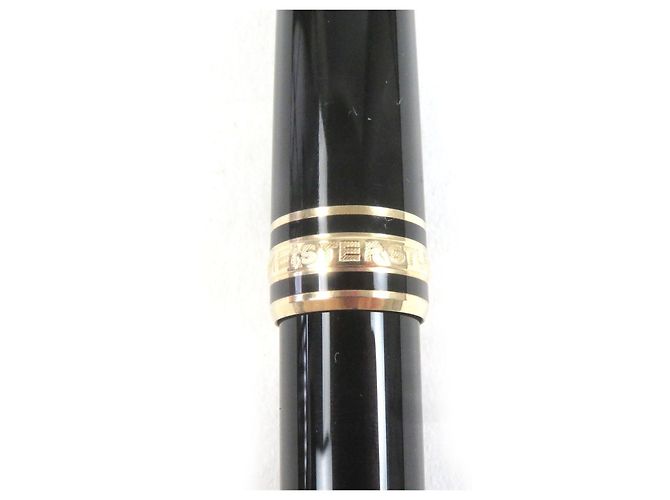 Pluma Montblanc Meisterstück 14K Negro - vista 7