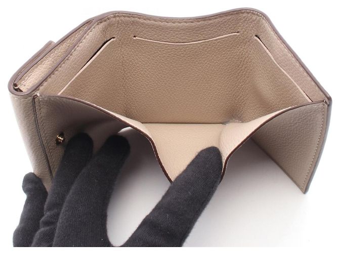 Cartera Rock Mini Tri-fold Louis Vuitton Beige Gris - vista 6