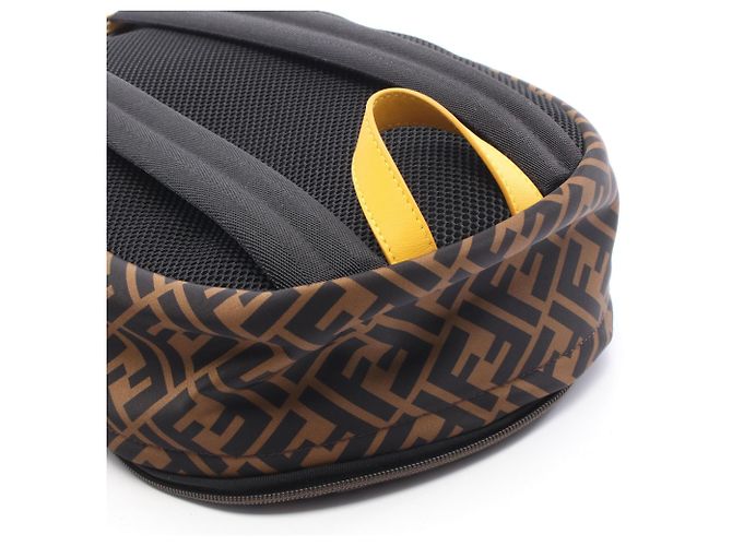Fendi Zucca Rucksack Braun Schwarz Gelb Leder Nylon - Ansicht 5