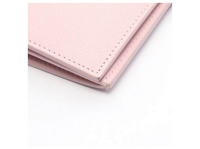 Billetera larga bifold de cuero Saffiano con logo triangular de Prada Rosa - vista 8