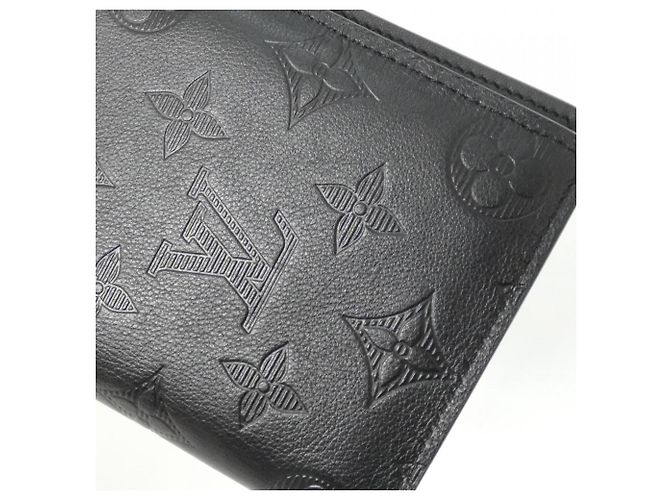 Portafoglio Brazza Monogram Shadow di Louis Vuitton Nero - vista 3