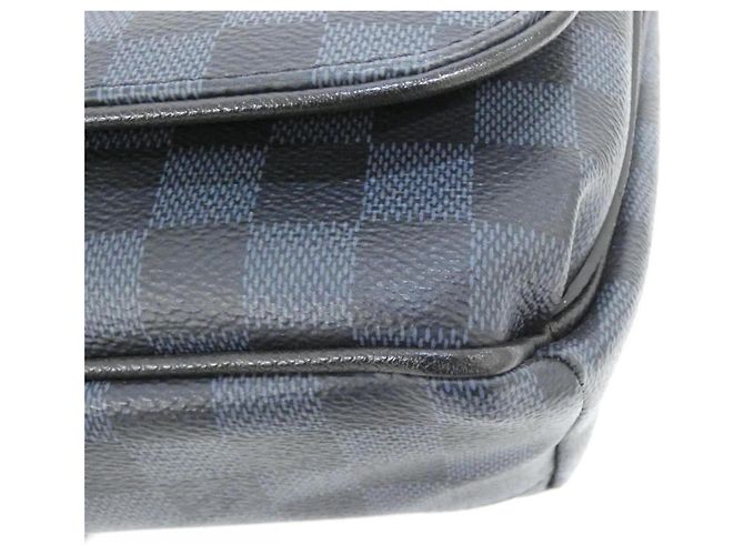 Borsa a Spalla Matchpoint Damier Cobalt di Louis Vuitton Nero Blu - vista 3