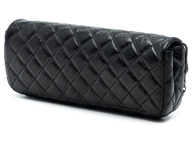Clutch Chanel in pelle di vitello lucida trapuntata nera Reissue 2.55 con catena Nero - vista 2