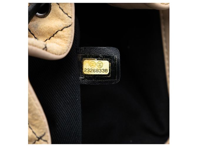 Borsa a secchiello Chanel Beige CC in scamosciato Wild Stitch - vista 6