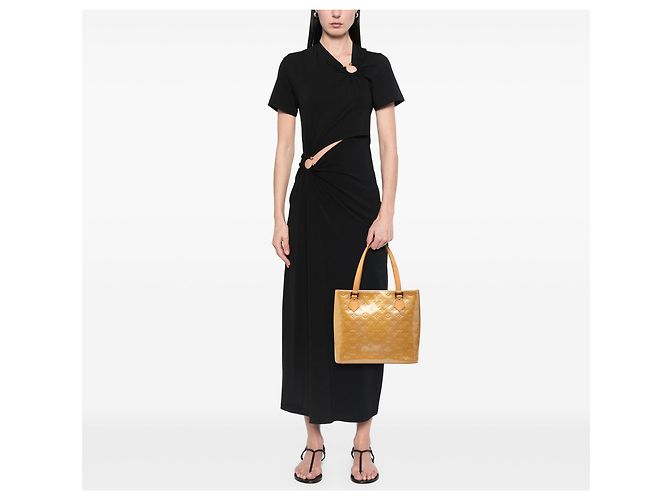 Louis Vuitton Houston in Vernis Monogram Marrone Beige - vista 7