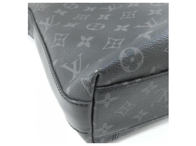 Borsa a Spalla Louis Vuitton Monogram Eclipse Odyssey PM M44223 Nero - vista 3