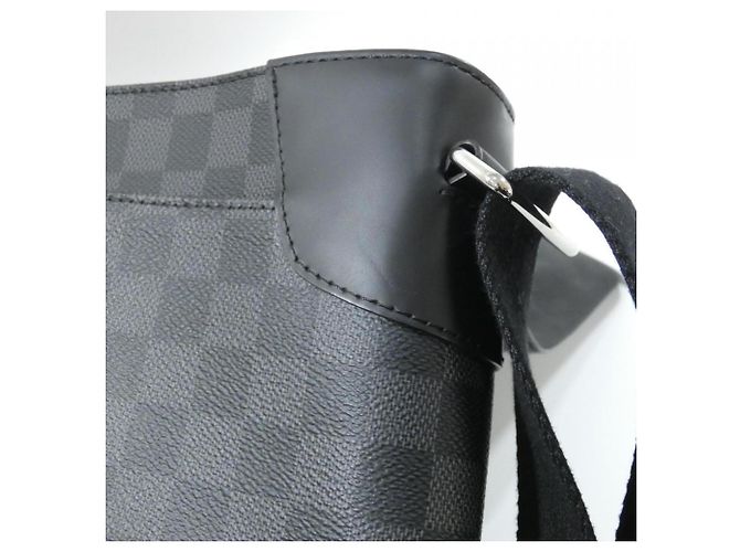 Borsa a Spalla District MM Damier Graphite Louis Vuitton Damier ebene - vista 5