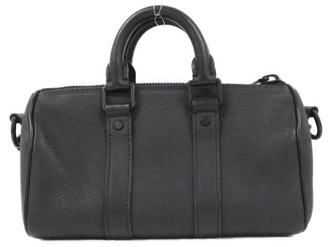 Borsa Boston Keepall XS Aerogram di Louis Vuitton Nero - vista 2