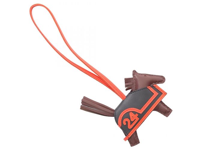 Charm Cool Robeaux PM Rodeo di Hermès Marrone Nero Rosso - vista 2