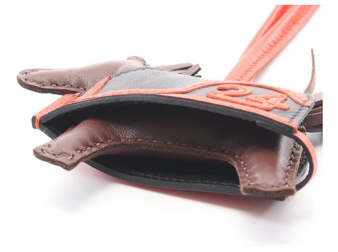 Charm Cool Robeaux PM Rodeo di Hermès Marrone Nero Rosso - vista 5
