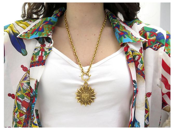 VINTAGE COLLIER CHANEL CHAINE MEDAILLON SOLEIL LOGO CC COCO MARK METAL NECKLACE Doré - vue 9