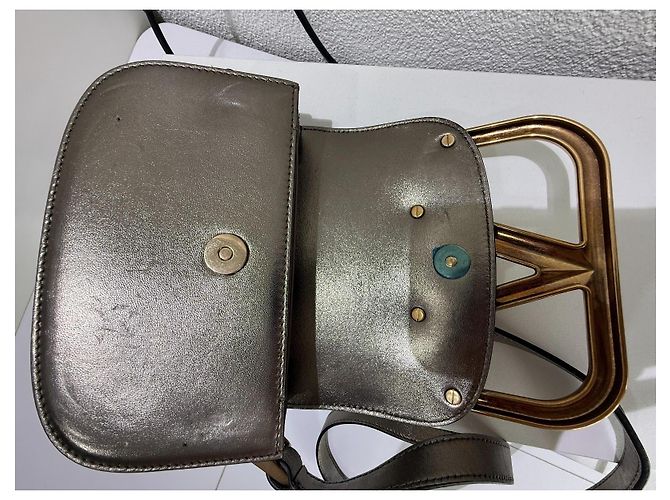 Borsa Valentino Garavani Supervee Oro in Pelle D'oro Gold hardware - vista 8