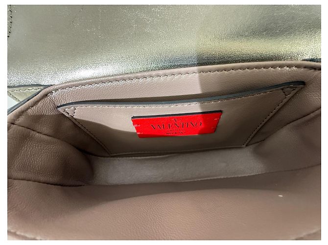 Borsa Valentino Garavani Supervee Oro in Pelle D'oro Gold hardware - vista 9