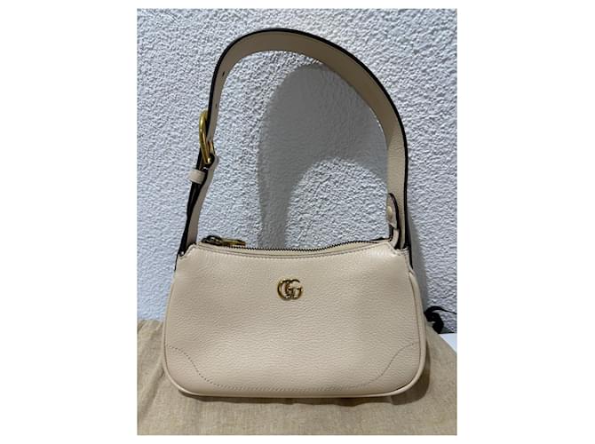 Gucci Aphrodite GG Mini Beige Gold hardware - vista 2