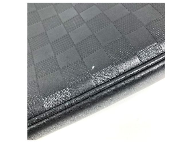 Bolso District PM Damier Infini Louis Vuitton Negro - vista 17