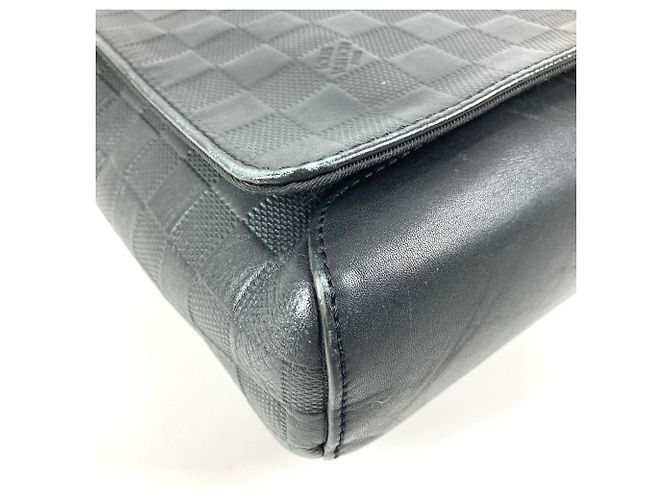 Bolso District PM Damier Infini Louis Vuitton Negro - vista 7