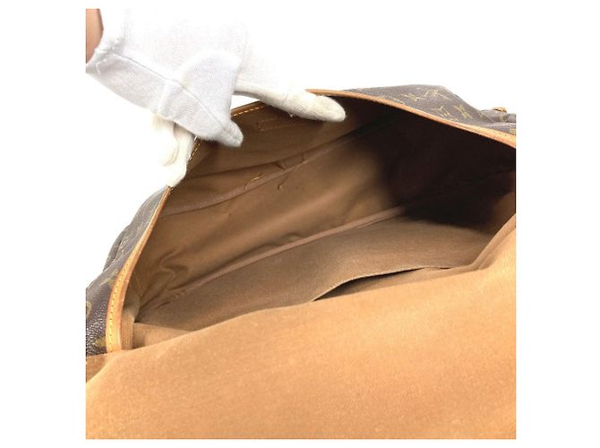 Borsa a Spalla Saumur 35 Monogram M42254 di Louis Vuitton Marrone Monogramma - vista 11