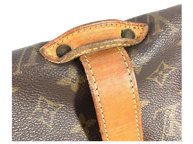 Borsa a Spalla Saumur 35 Monogram M42254 di Louis Vuitton Marrone Monogramma - vista 7