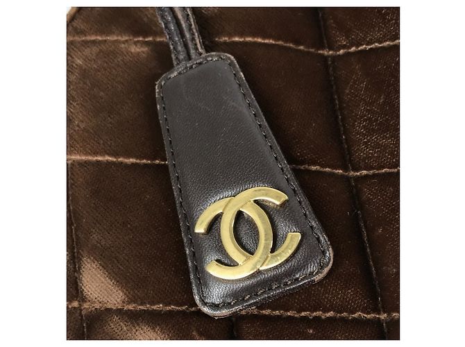 Borsa a mano matelassé marrone Chanel - vista 9