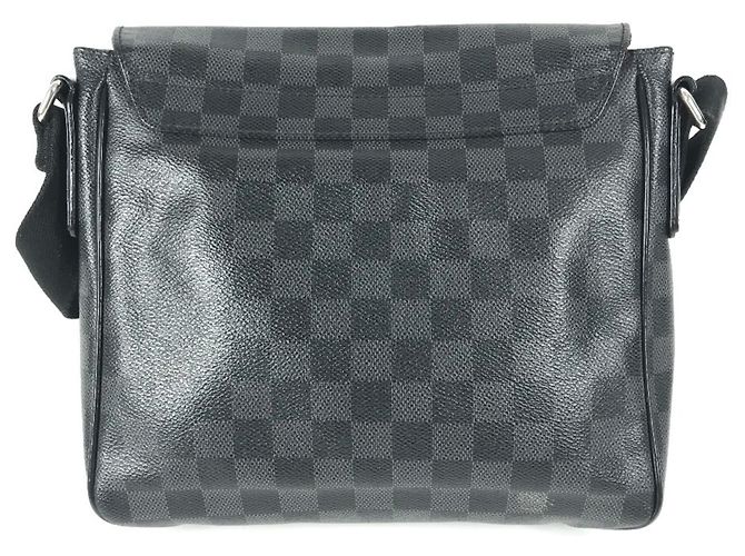 Borsa a tracolla District PM Damier Graphite di Louis Vuitton Nero - vista 2