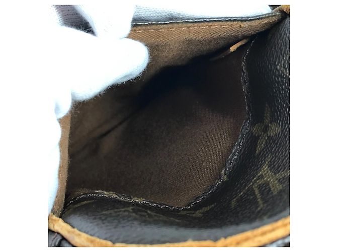 Pochette Ganjou Monograma Louis Vuitton Marrom - vista 13