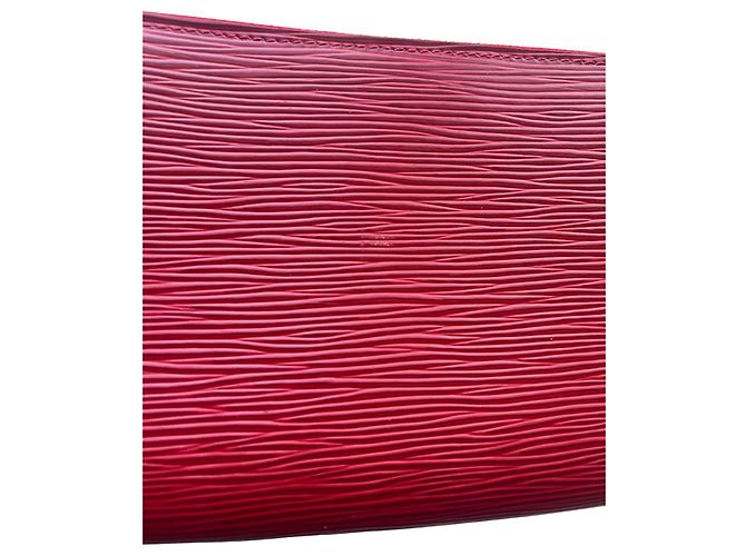 Pochette Accessories Louis Vuitton Vermelho Couro - vista 7