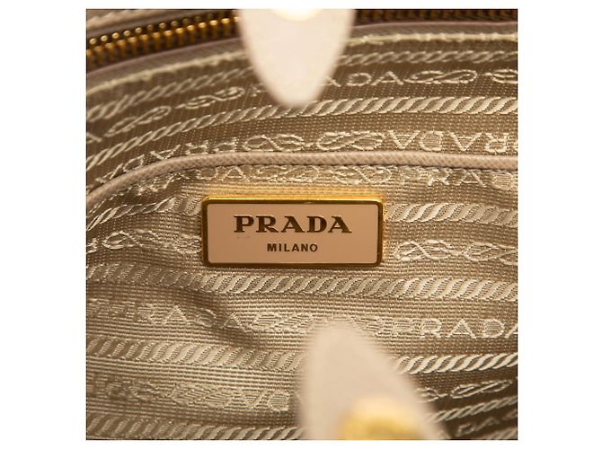 Braune Saffiano Bucket Bag von Prada Beige - Ansicht 5