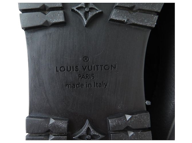 STIVALI ALLA CAVIGLIA LOUIS VUITTON HARLEM MONOGRAM ECLIPSE 6.5 41.5 FR Nero - vista 19