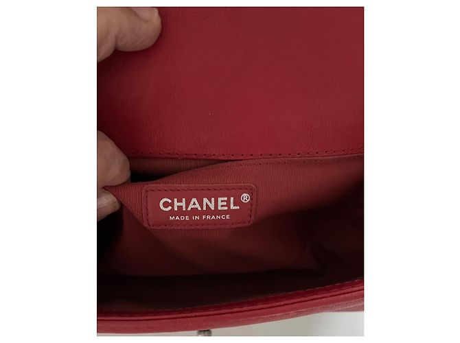 Chanel Boy Medium Limitierte Auflage Rot - Ansicht 12