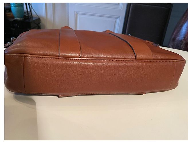 LONGCHAMP 3D Document Holder with Shoulder Strap Caramel - view 2