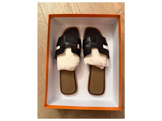 Sandali Hermès Oran in Lucertola Nera Nero - vista 2