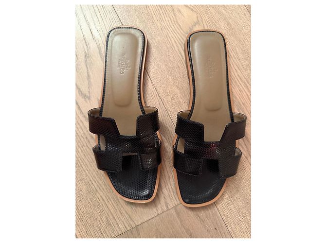 Sandali Hermès Oran in Lucertola Nera Nero - vista 3