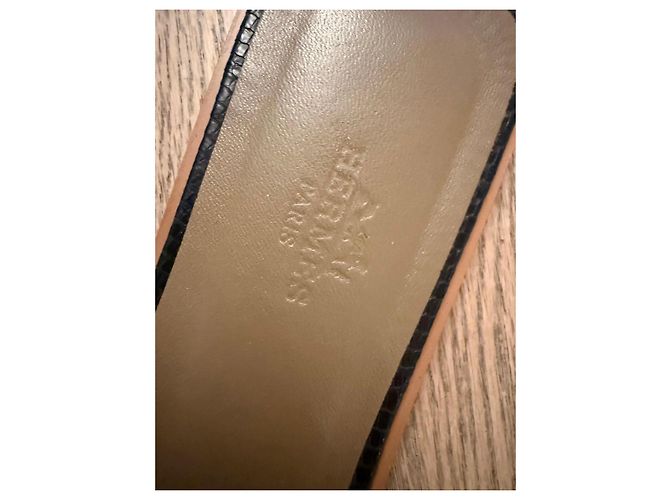 Sandali Hermès Oran in Lucertola Nera Nero - vista 4