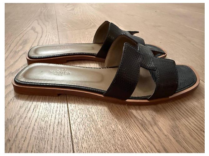 Sandali Hermès Oran in Lucertola Nera Nero - vista 9