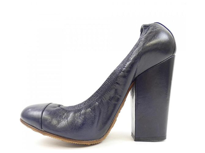 Timeless Pumps Chanel G26185 Blu Blu navy - vista 2
