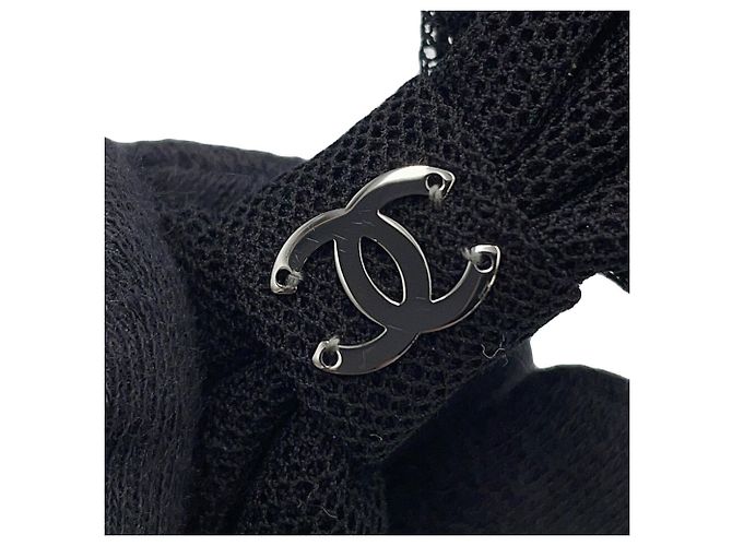 Fermaglio in nastro Coco Mark di Chanel in nero - vista 5
