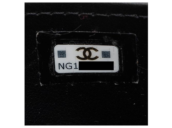 Gabrielle Chanel Mini Borsa a Spalla in Satin Cristallo con Catena Nero - vista 6