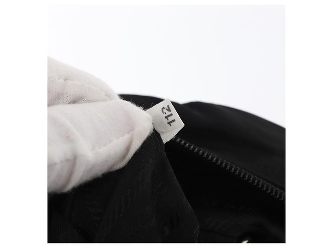 Prada Vintage Zip-Handtasche aus Tessuto Schwarz - Ansicht 7