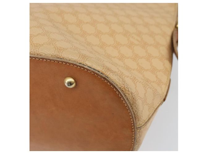 Céline Borsa a mano in tela Macadam CELINE PVC beige oro Auth 168604 D'oro - vista 15