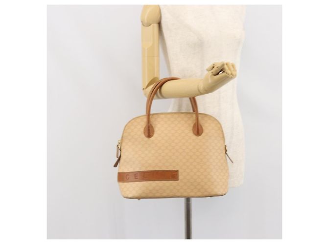Céline Borsa a mano in tela Macadam CELINE PVC beige oro Auth 168604 D'oro - vista 22
