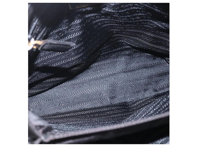 PRADA Borsa a mano con catena in nylon nero e oro Auth gh1687 D'oro - vista 11